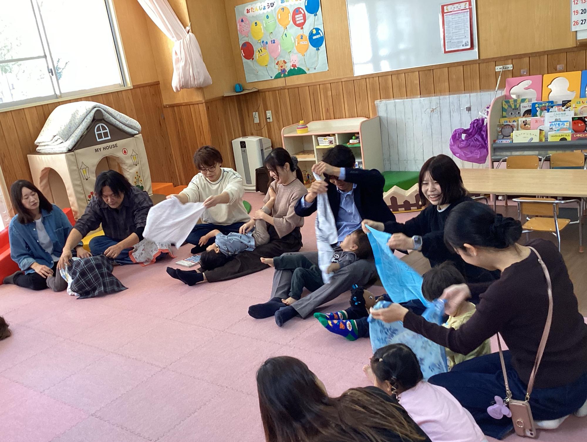 親子ふれ合い遊び