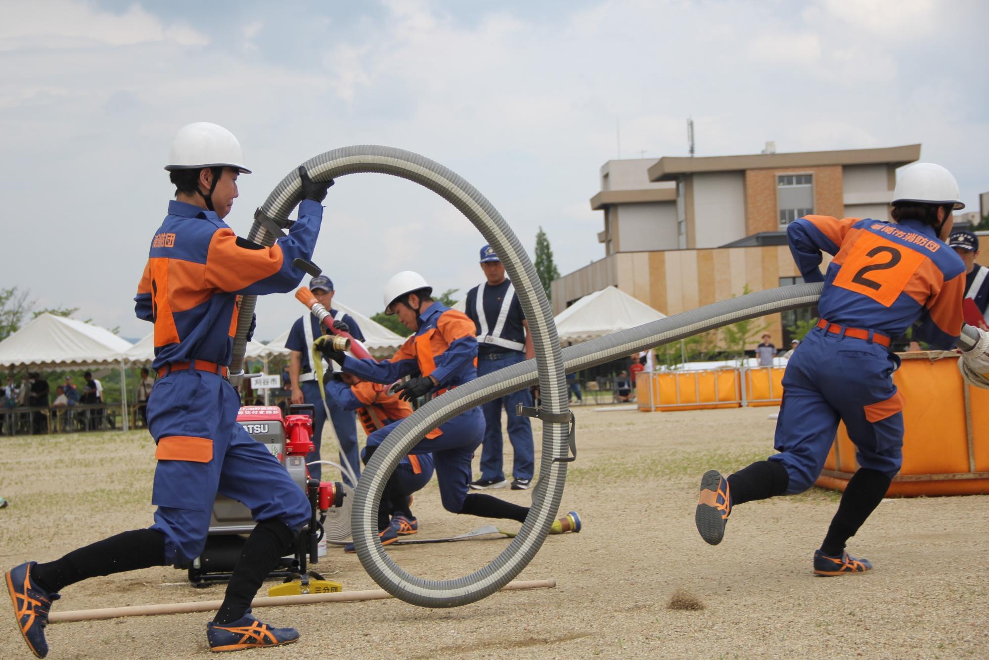 小型ポンプ操法競技写真