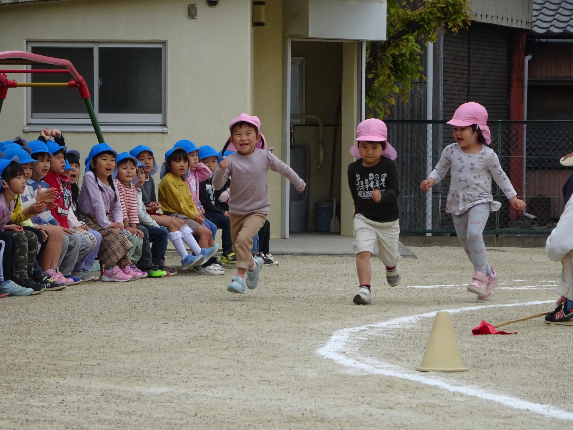 年中児かけっこ