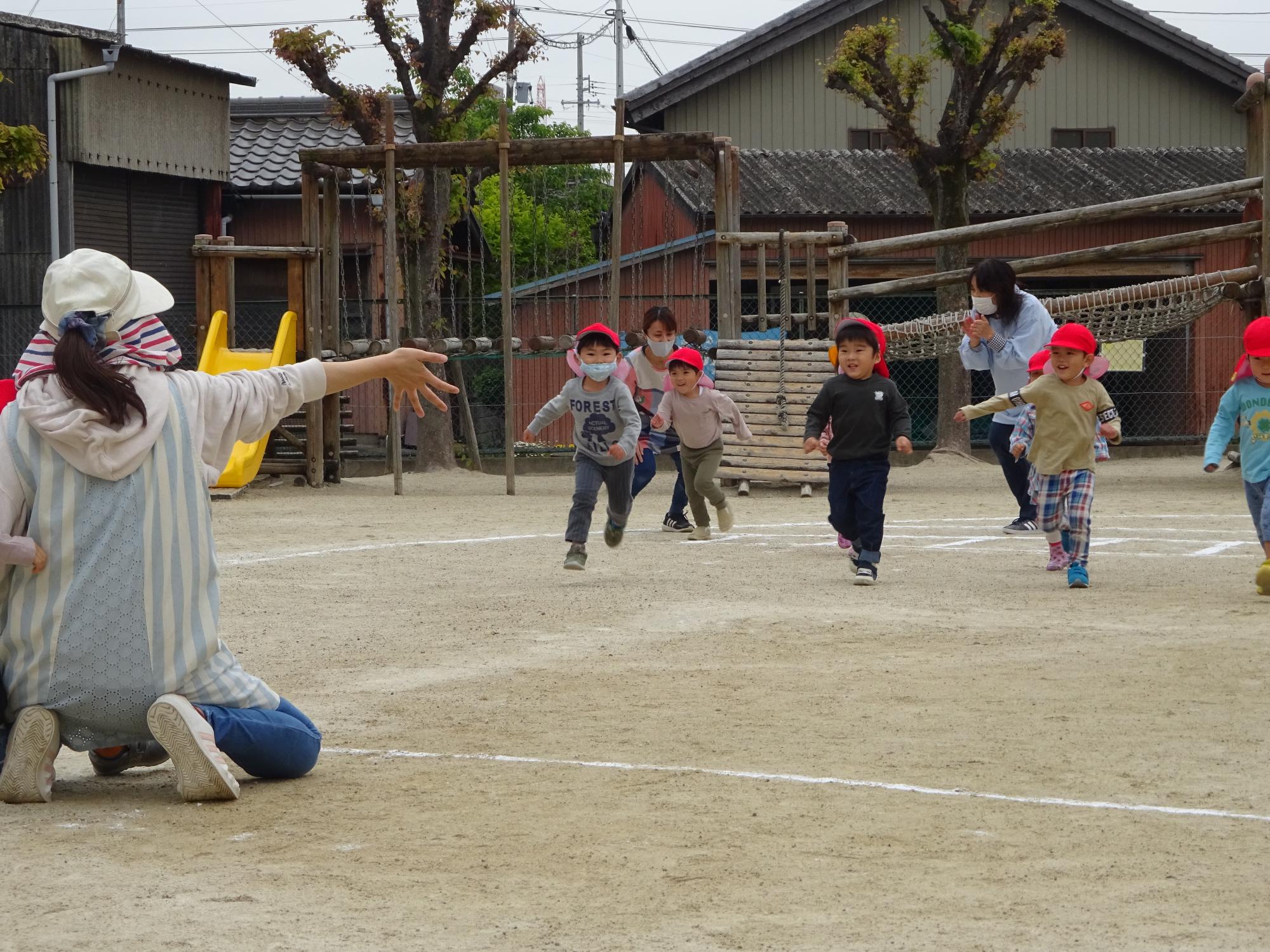 年少児かけっこ