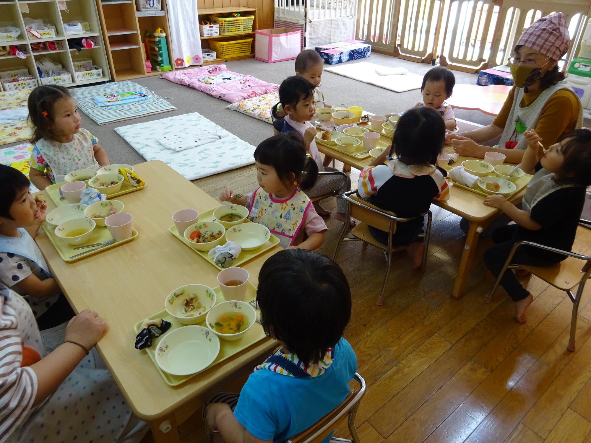 二歳児給食