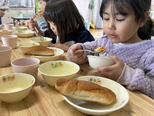 へきなん美人寄贈給食4