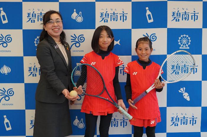 4月7日（火曜日）表敬訪問（全国小学生ソフトテニス大会結果報告）