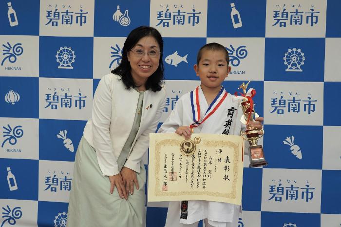 10月22日（火曜日）表敬訪問（和道会全国空手道競技大会）