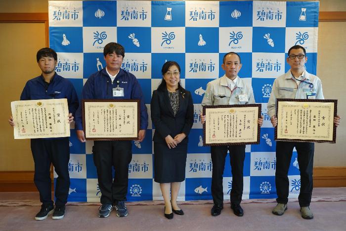 9月30日（火曜日）表敬訪問（文部科学大臣表彰創意工夫功労者賞受賞報告）