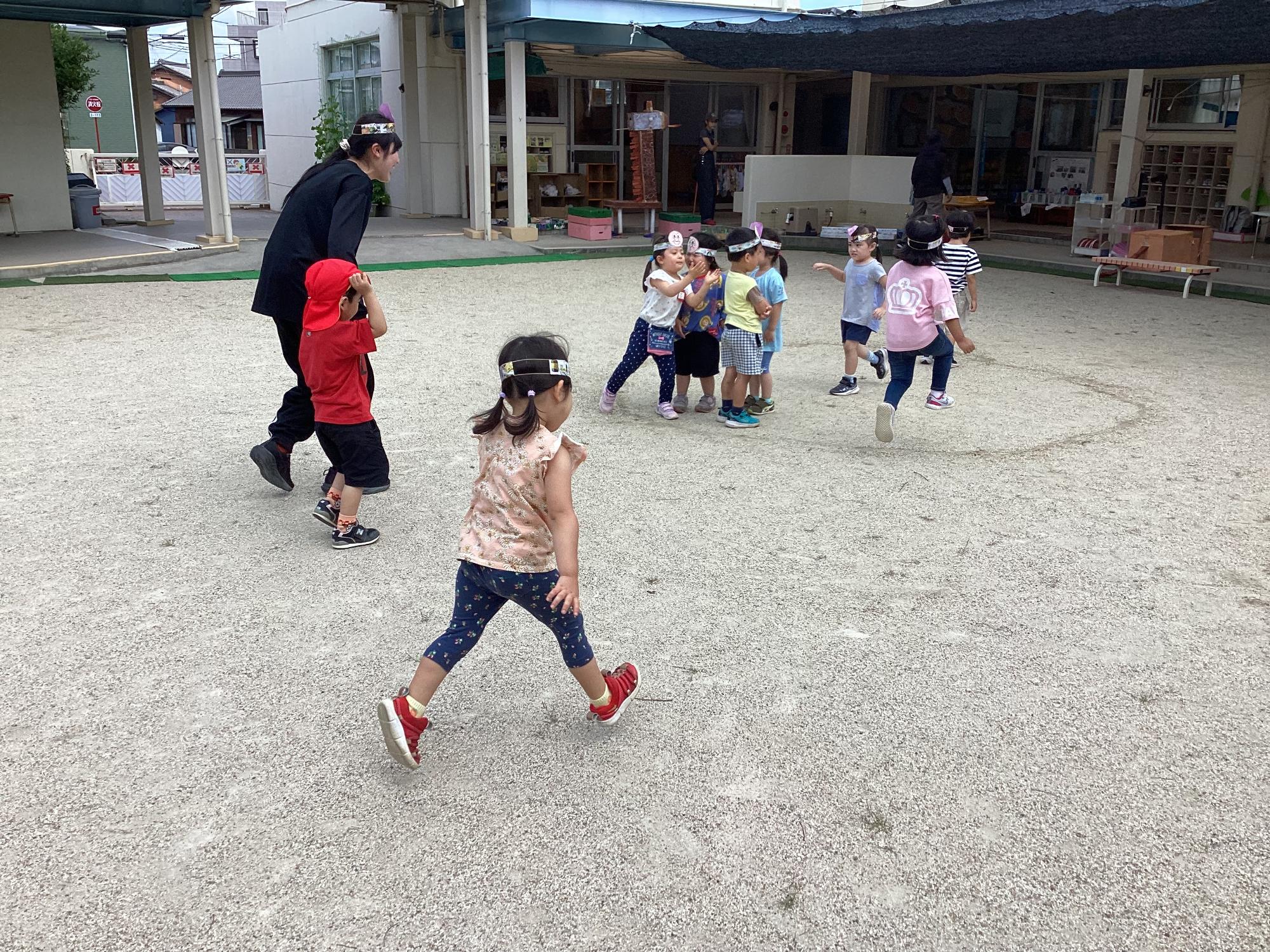 3歳児 追いかけっこ