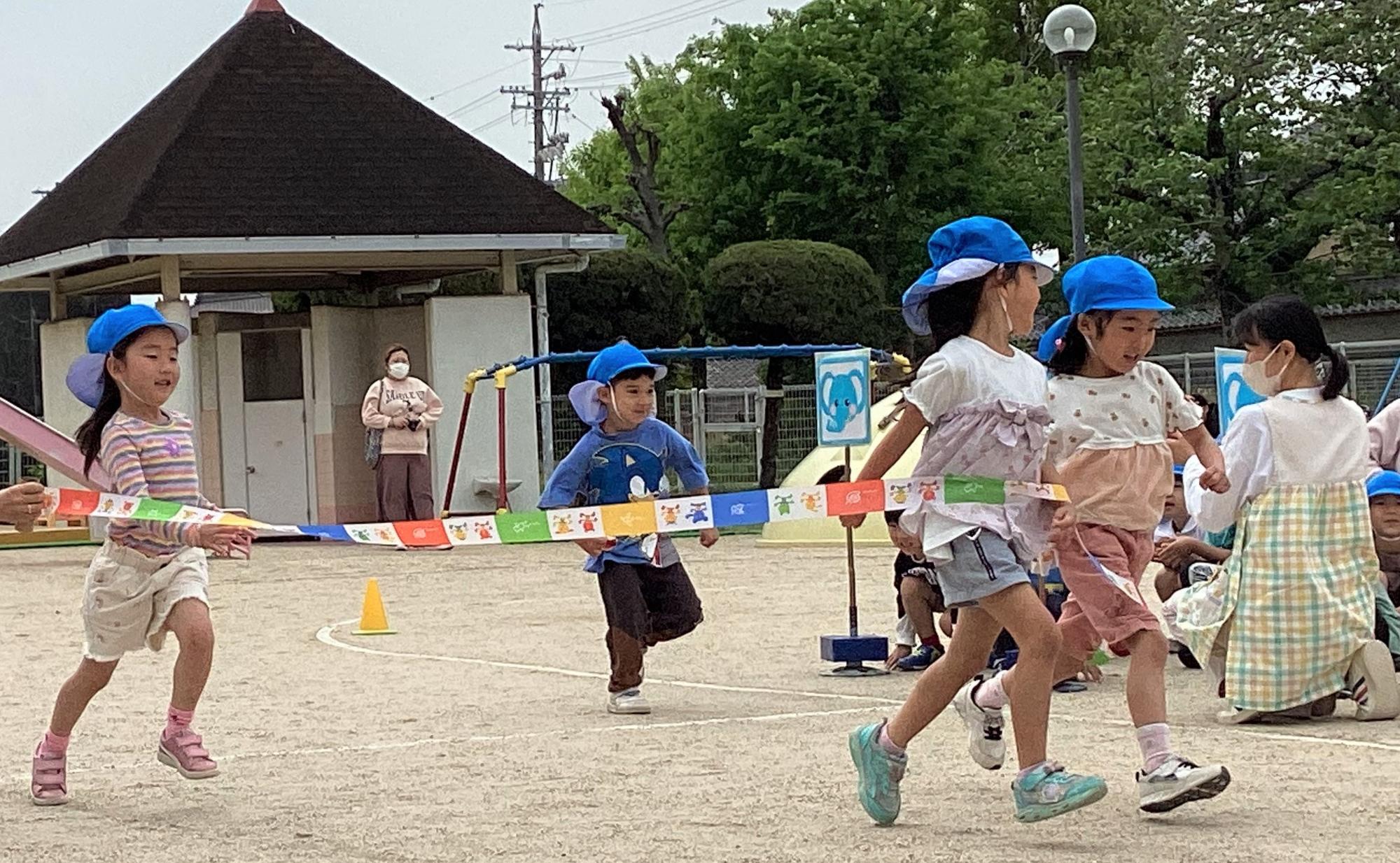 こいのぼり運動会 5歳児かけっこ