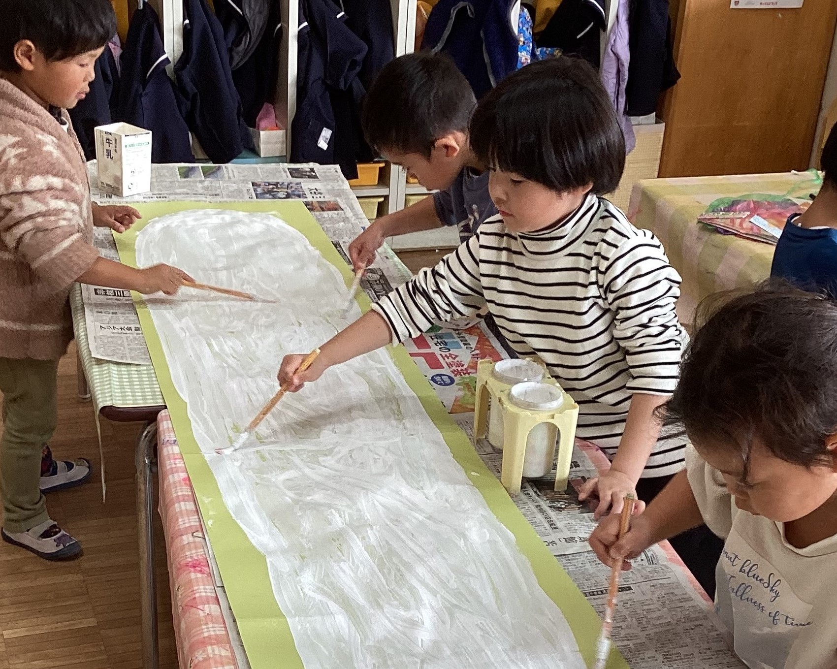 4歳児 製作の様子