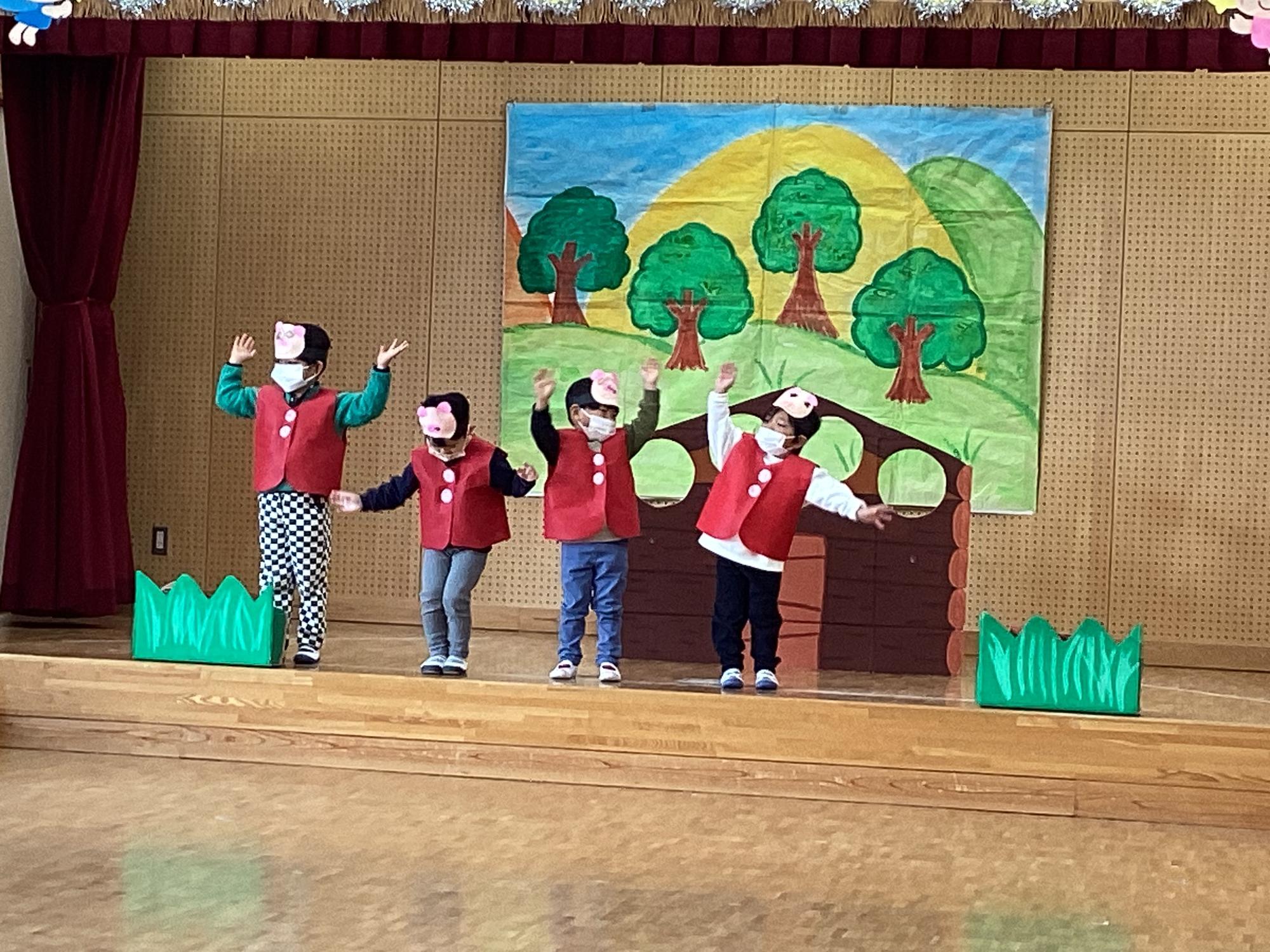 3びきのこぶた2