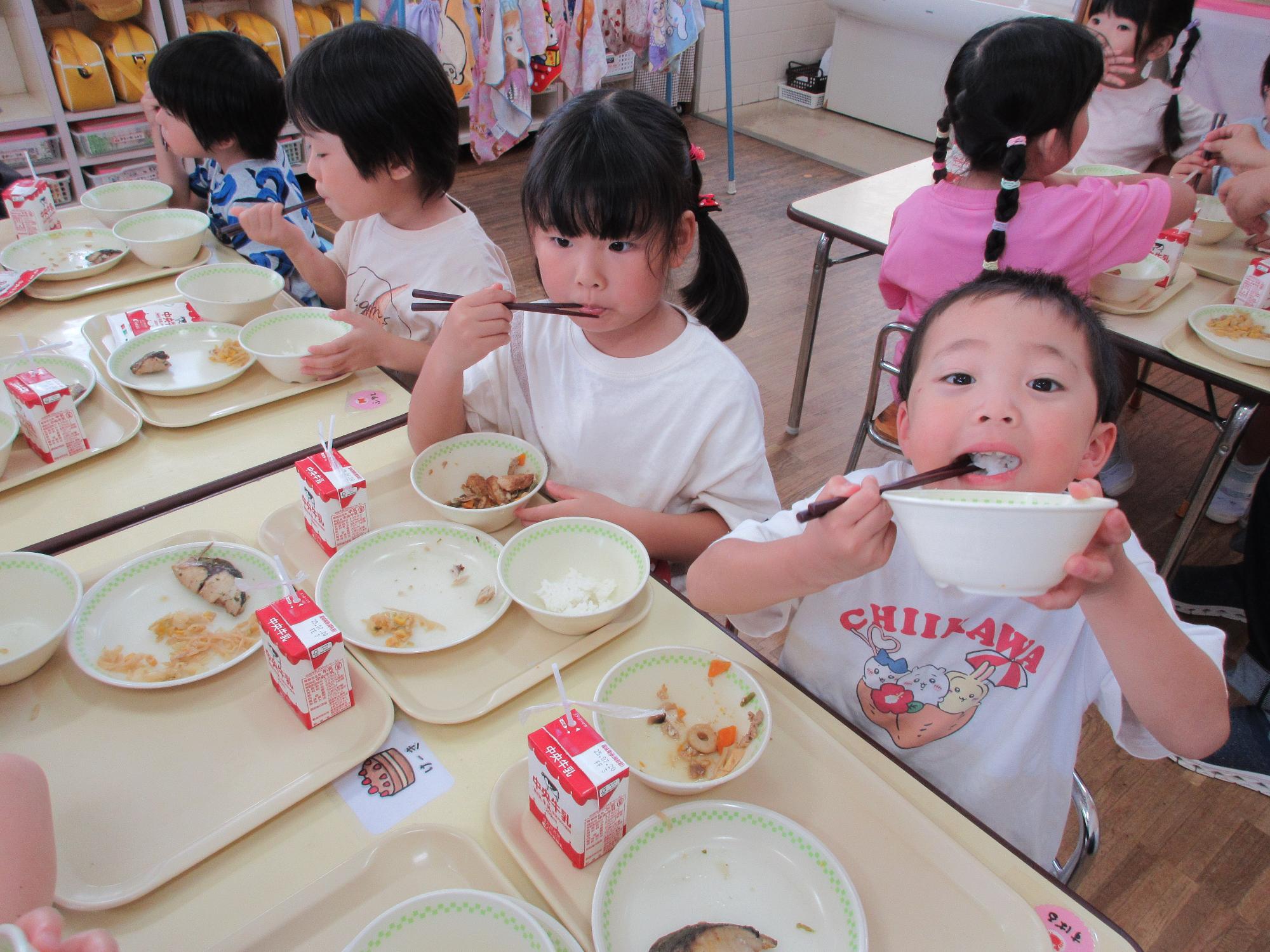 4歳児給食2