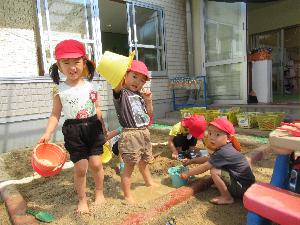3歳児 砂場遊び