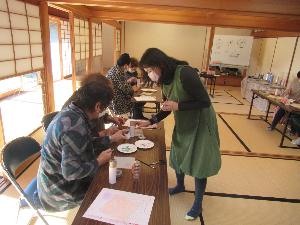 令和2年度万華鏡作り教室の様子