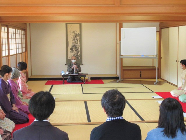 令和7年度 はじめての聞香教室 当日の様子1