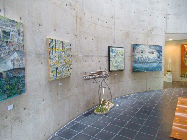 令和7年度企画展示 森正樹作品展「きみとぼくのむこうに」 展示写真1