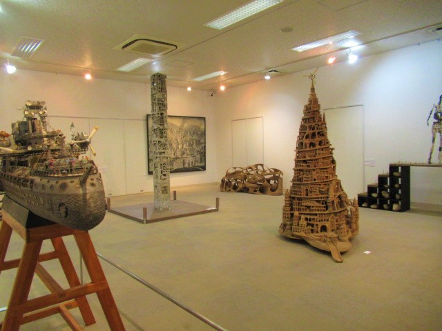 令和7年度企画展示 森正樹作品展「きみとぼくのむこうに」 展示写真2